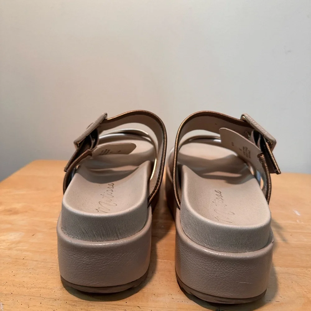 Matisse Stylish Tan Platform Sandals - Picture 6 of 7